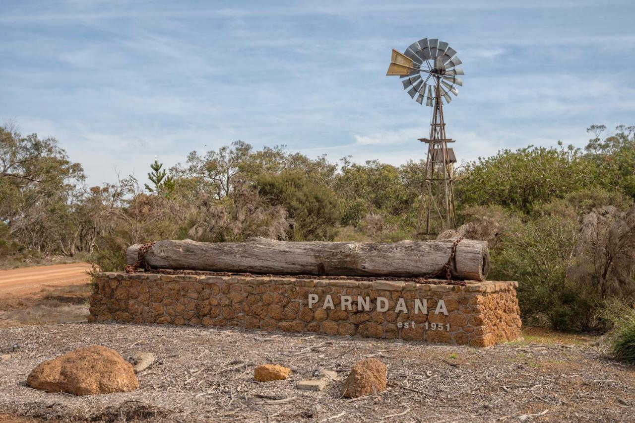 Ficifolia Lodge Parndana Εξωτερικό φωτογραφία