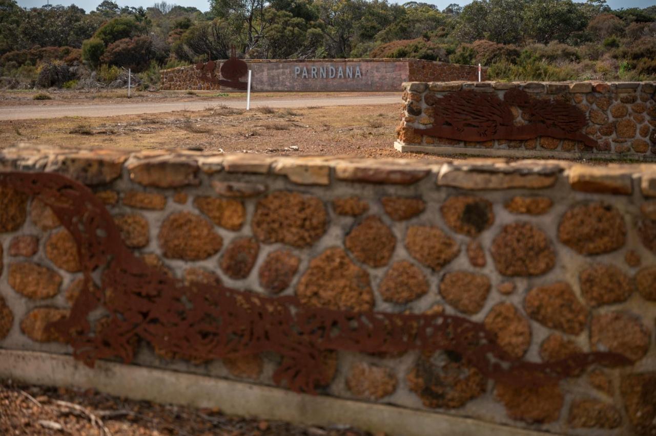 Ficifolia Lodge Parndana Εξωτερικό φωτογραφία